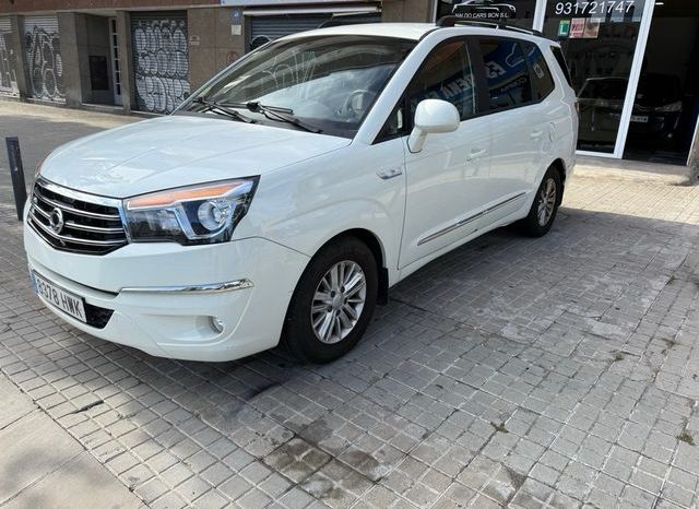 
								SsangYong Rodius 2014 lleno									