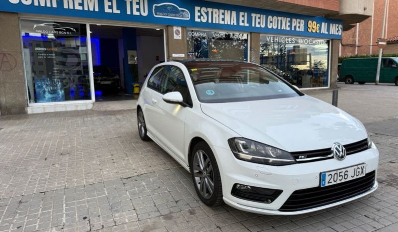 
								Volkswagen Golf 2015 lleno									