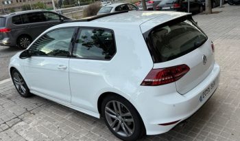 
									Volkswagen Golf 2015 lleno								