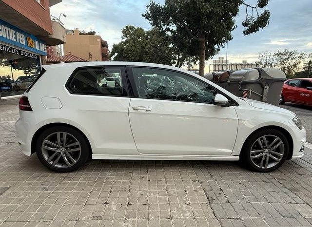
								Volkswagen Golf 2015 lleno									