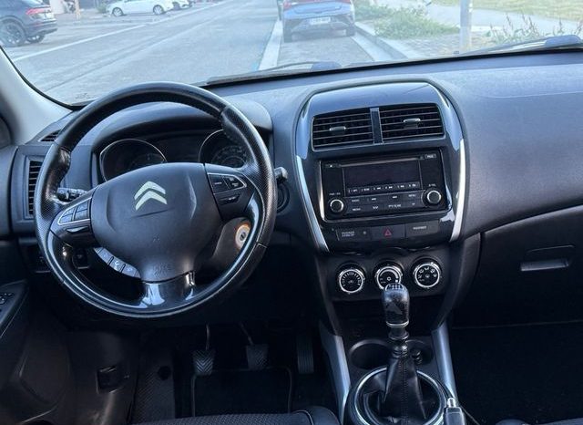 
								Citroën C4 Aircross 2014 lleno									