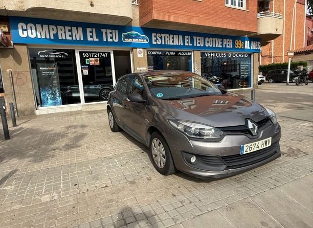 
								Renault Megane 2014 lleno									
