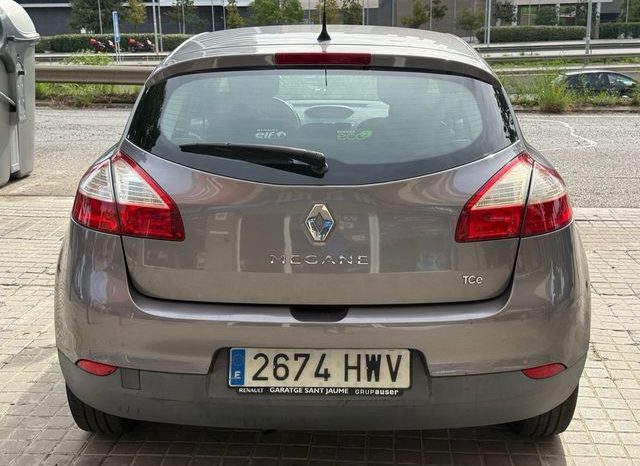 
								Renault Megane 2014 lleno									