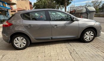 
									Renault Megane 2014 lleno								
