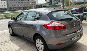 
									Renault Megane 2014 lleno								