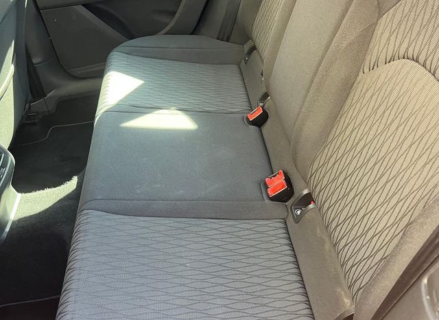 
								SEAT Leon 2016 lleno									