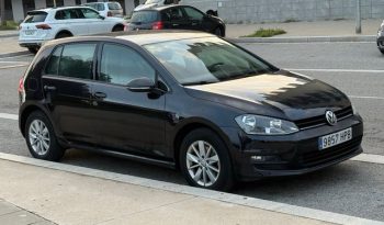 
									Volkswagen Golf 2013 lleno								