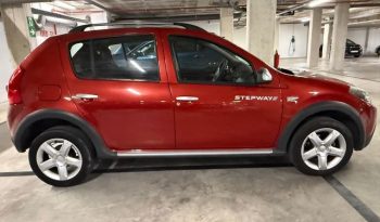 
									Dacia Sandero 2011 lleno								
