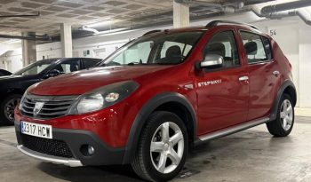 
									Dacia Sandero 2011 lleno								