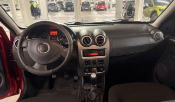 
									Dacia Sandero 2011 lleno								