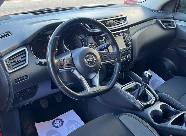 
								Nissan Qashqai 2017 lleno									