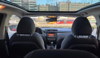 
									Nissan Qashqai 2017 lleno								