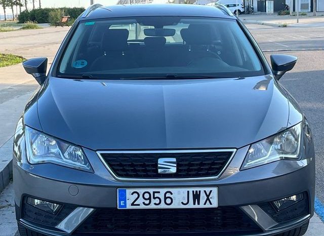 
								Seat Leon 2015 lleno									