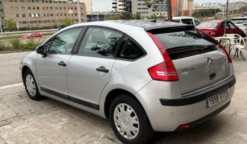 
									Citroën C4 2010 lleno								