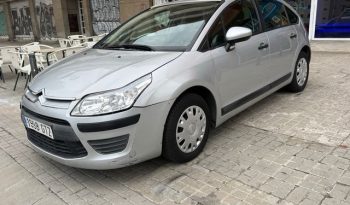 
									Citroën C4 2010 lleno								