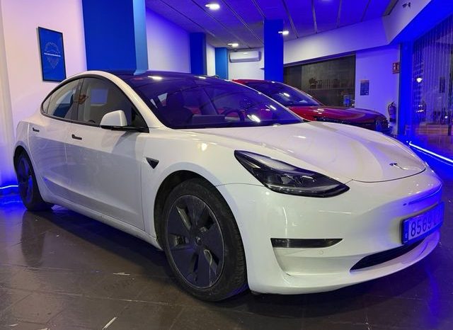 
								Tesla Model 3 2021 lleno									