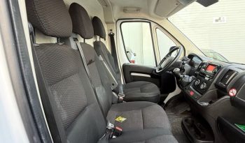 
									Opel Movano 2023 lleno								