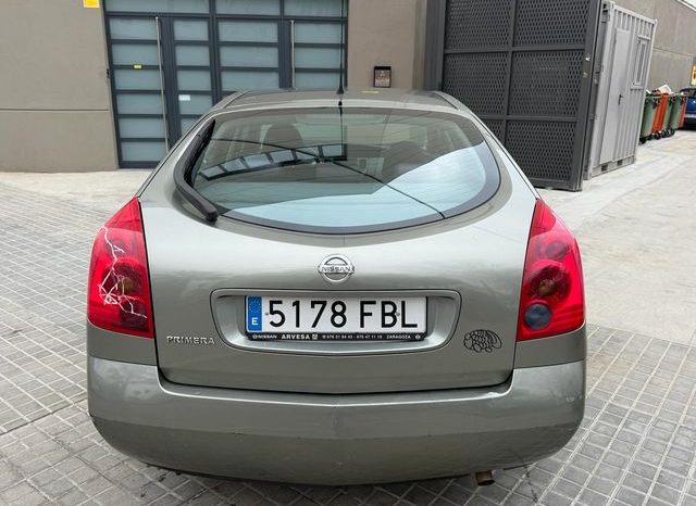 
								Nissan Primera 2007 lleno									