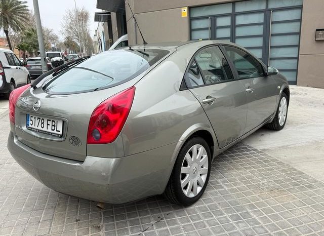 
								Nissan Primera 2007 lleno									