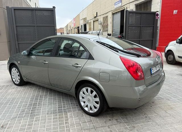 
								Nissan Primera 2007 lleno									