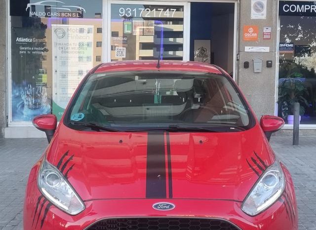 
								Ford Fiesta 2016 lleno									