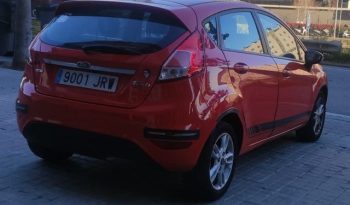 
									Ford Fiesta 2016 lleno								