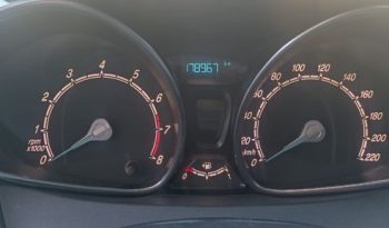 
									Ford Fiesta 2016 lleno								