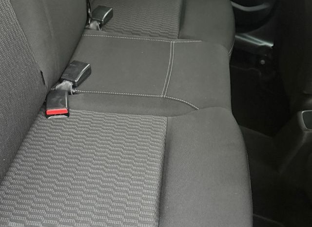 
								Peugeot 208 2017 lleno									