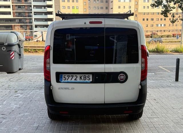 
								FIAT Doblò 2017 lleno									