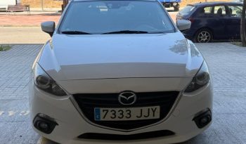 
									Mazda 3 2015 lleno								