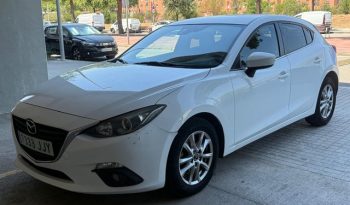 
									Mazda 3 2015 lleno								