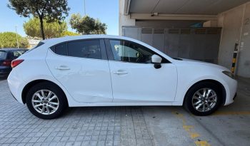 
									Mazda 3 2015 lleno								