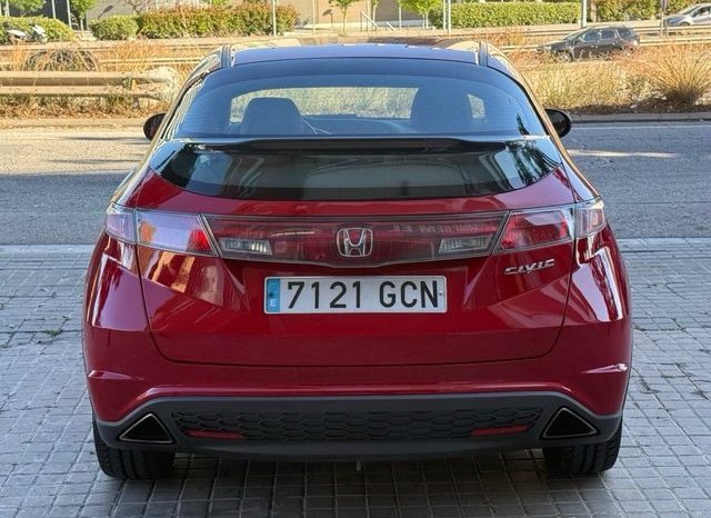 
								Honda Civic 2009 lleno									