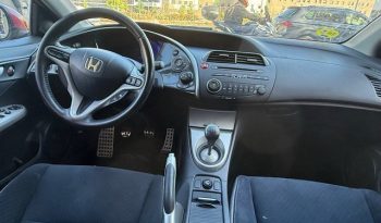 
									Honda Civic 2009 lleno								