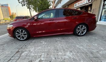 
									Ford Mondeo 2017 lleno								