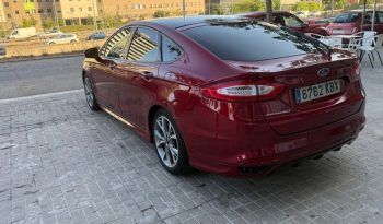 
									Ford Mondeo 2017 lleno								