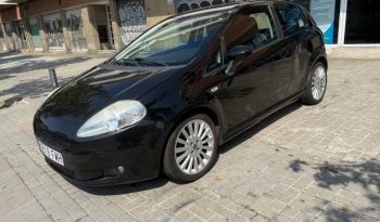
									Fiat Punto 2008 lleno								
