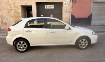 
									Chevrolet Lacetti 2011 lleno								