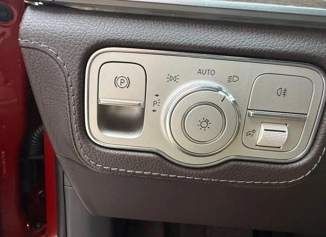
								Mercedes-Benz GLE 2019 lleno									