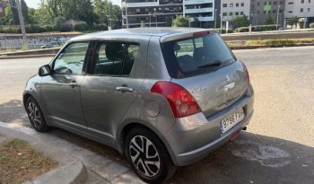 
									Suzuki Swift 2008 lleno								