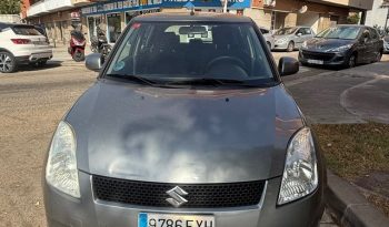 
									Suzuki Swift 2008 lleno								