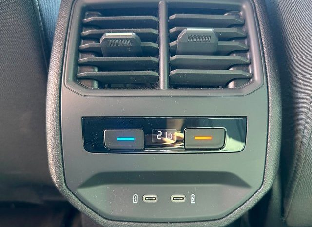 
								Seat Leon 2020 automático lleno									
