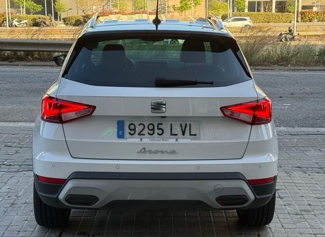 
								SEAT Arona 2021 lleno									