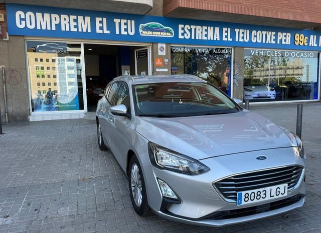 
								Ford Focus 2020 lleno									