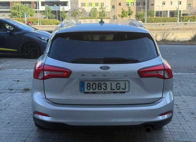 
								Ford Focus 2020 lleno									