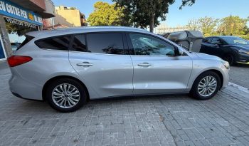 
									Ford Focus 2020 lleno								