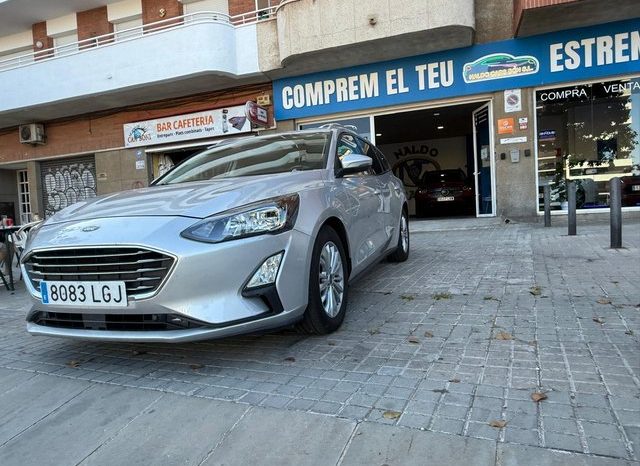 
								Ford Focus 2020 lleno									