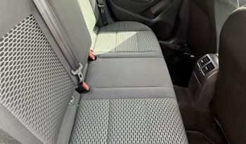
									Volkswagen Golf 2012 lleno								
