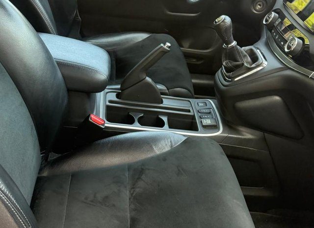 
								Honda CR-V 2015 lleno									
