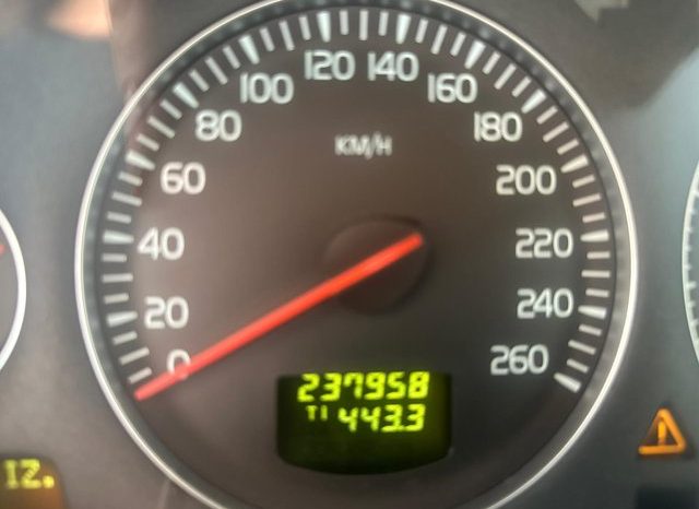 
								Volvo XC90 2008 lleno									